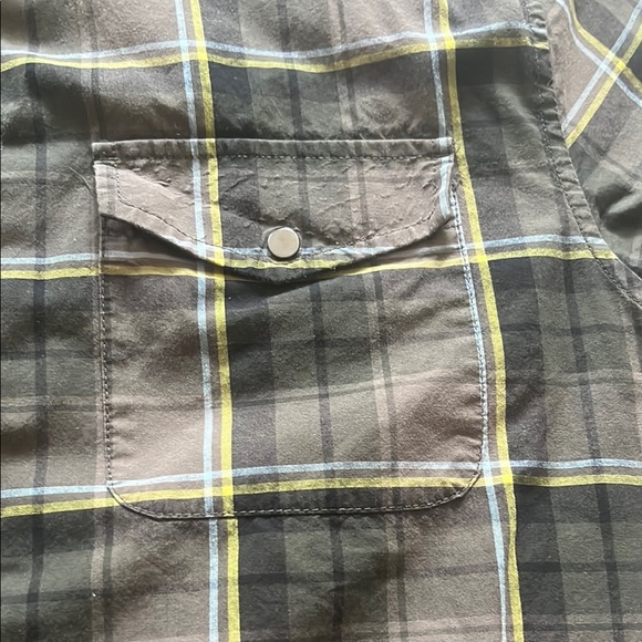 Kenneth Cole Plaid Button-Up Shirt - Picture 8 of 9